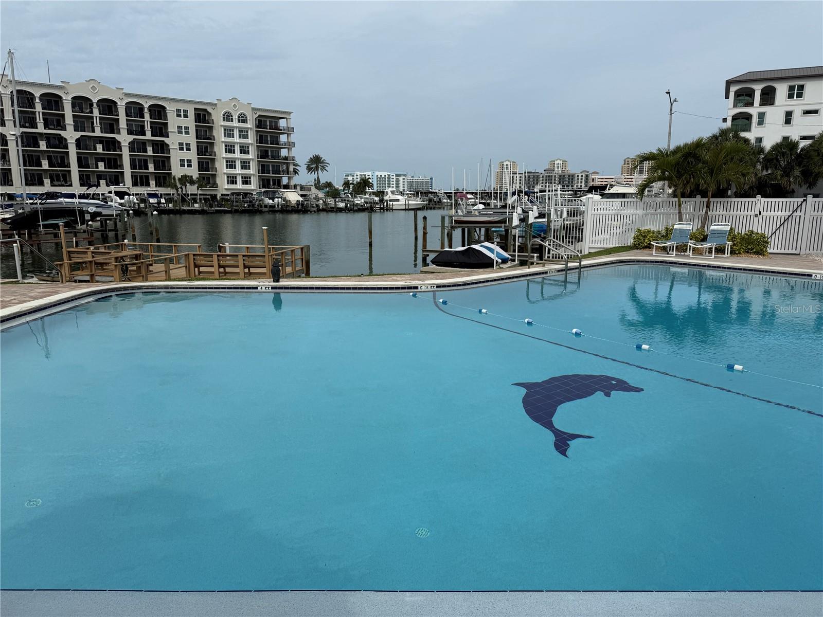 255 Dolphin Pt #2 Property Photo 26