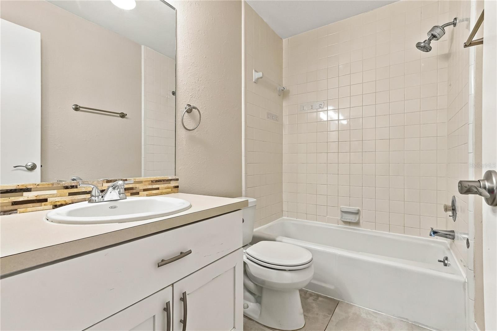 260 Michaels Cir Property Photo 31