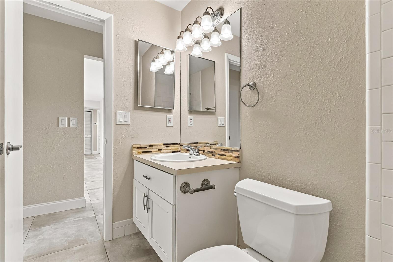 260 Michaels Cir Property Photo 32