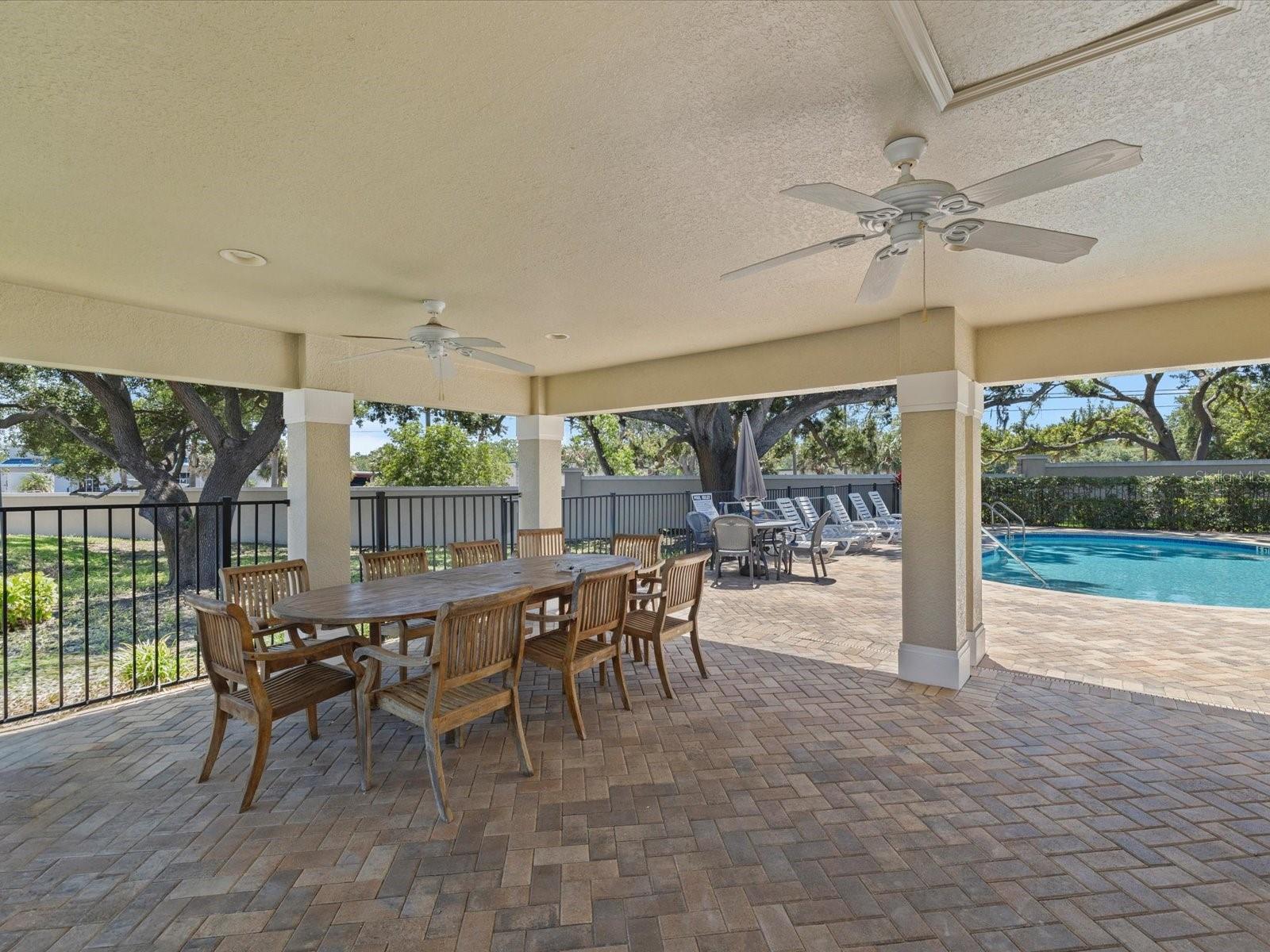 450 Harbor Springs Dr Property Photo 46