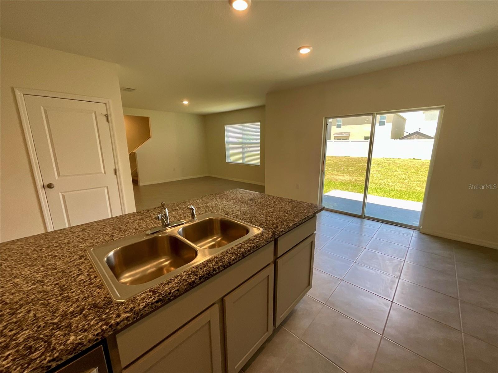 33409 Field Maple Loop Property Photo 8