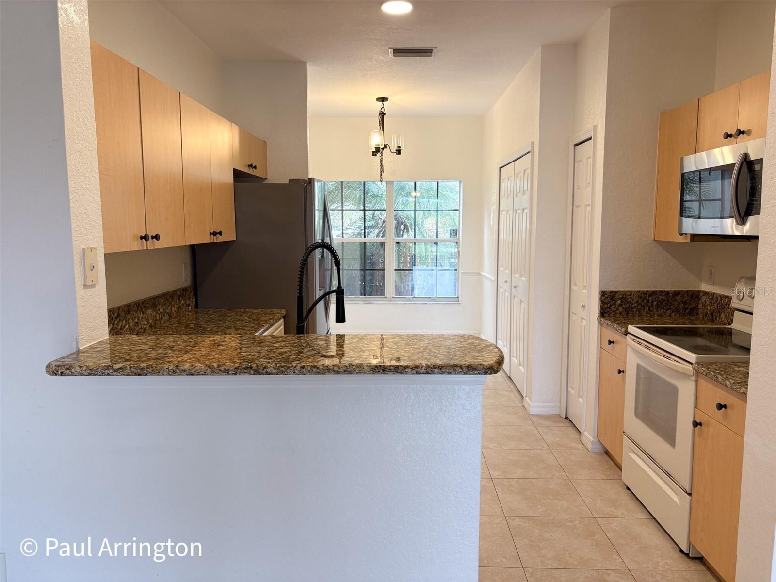 10922 Winter Crest Dr Property Photo 3