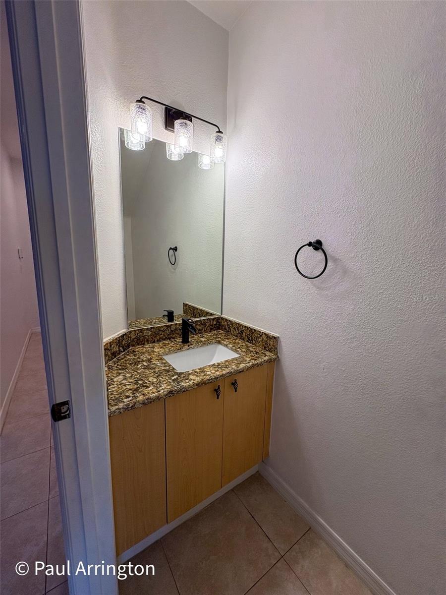 10922 Winter Crest Dr Property Photo 12