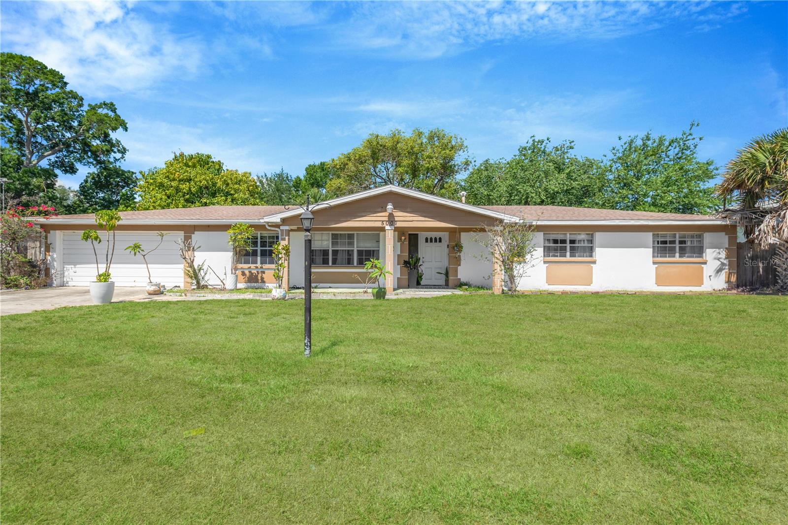 5007 S Hesperides St Property Photo