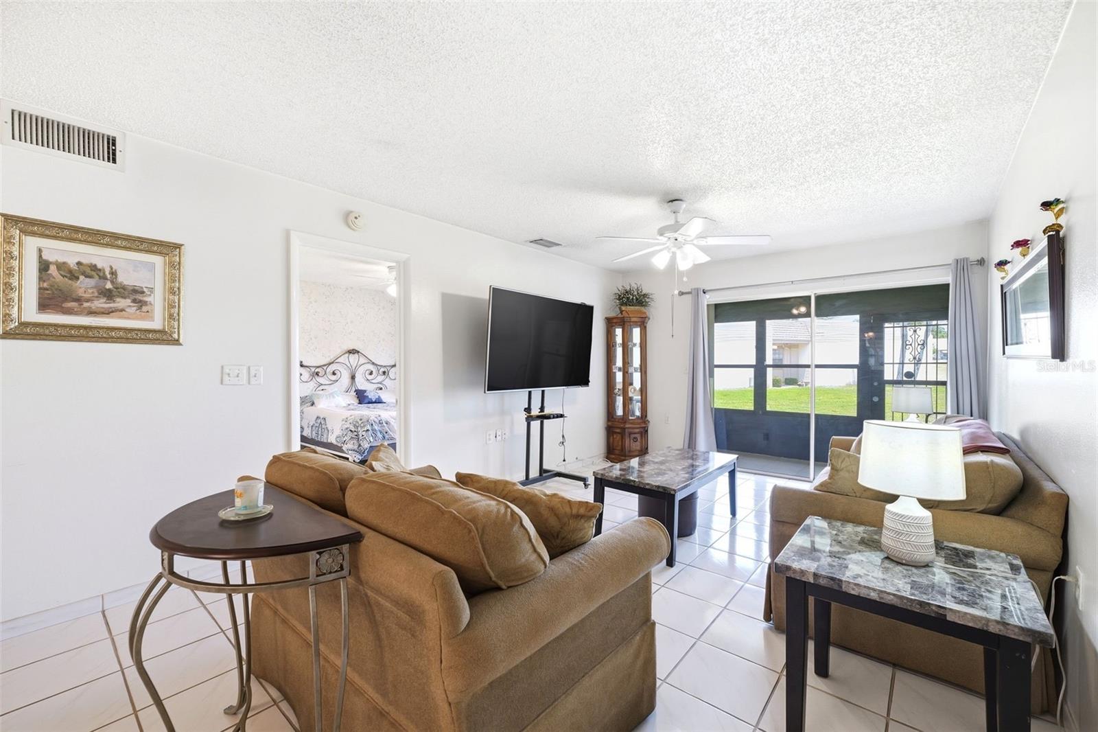 11210 Carriage Hill Dr #5 Property Photo 10