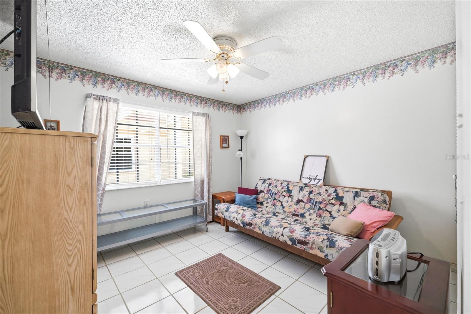 11210 Carriage Hill Dr #5 Property Photo 23