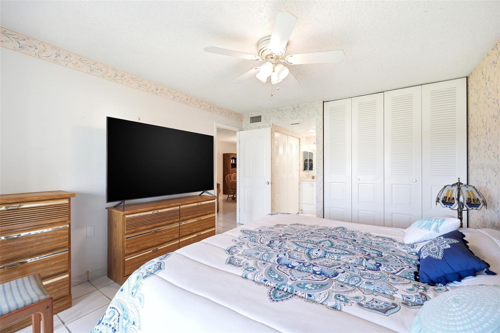 11210 Carriage Hill Dr #5 Property Photo 24