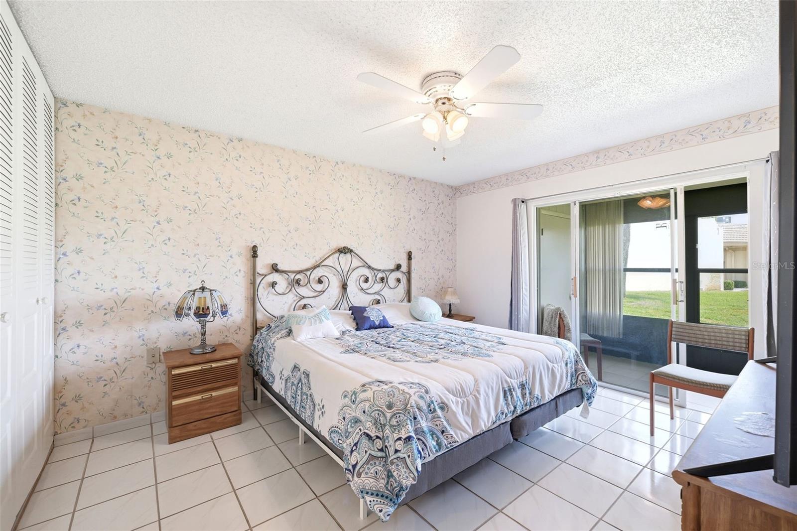11210 Carriage Hill Dr #5 Property Photo 28