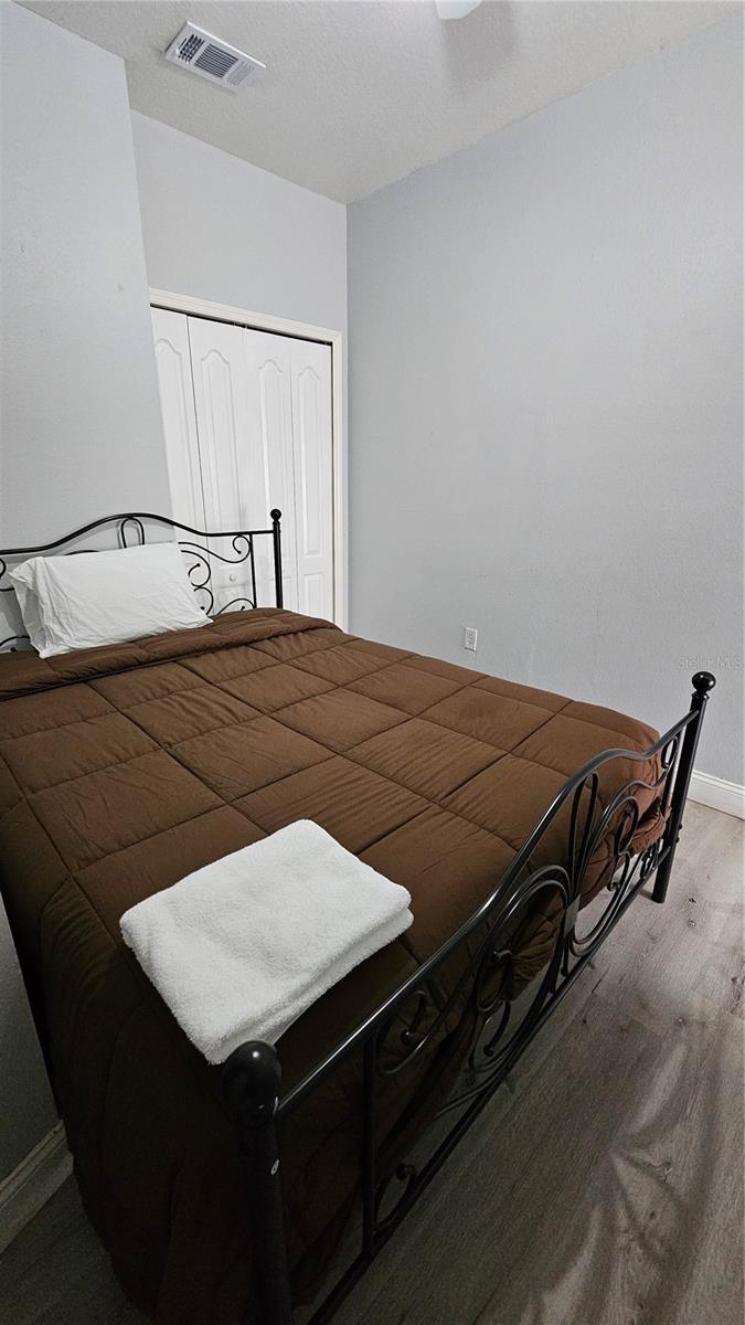 13612 N 21st St #2 Property Photo 5