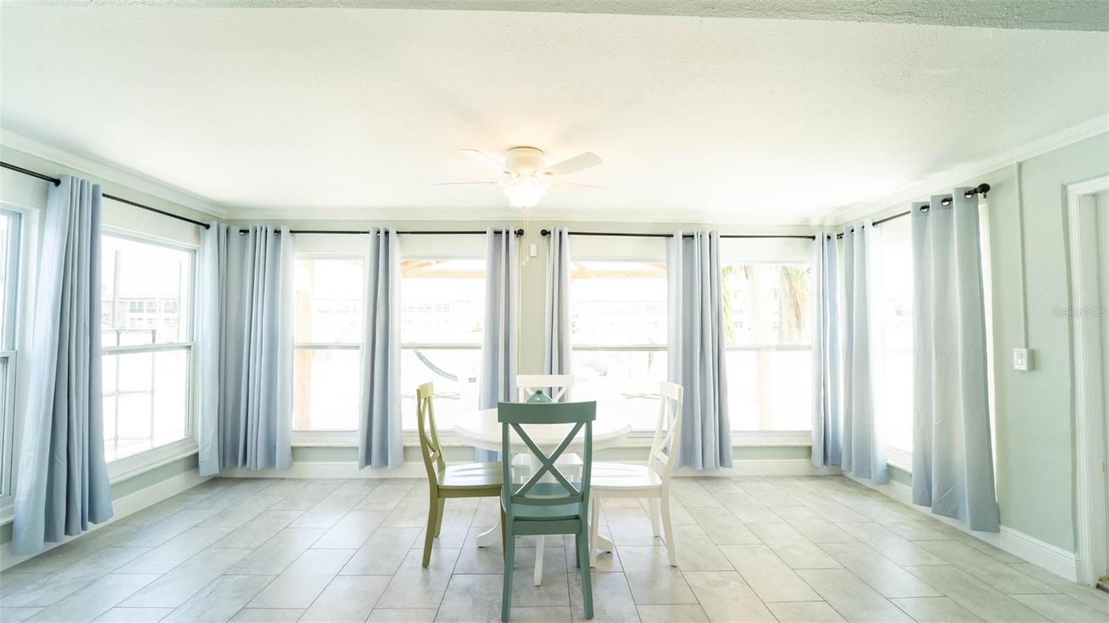 4825 Floramar Ter Property Photo 10