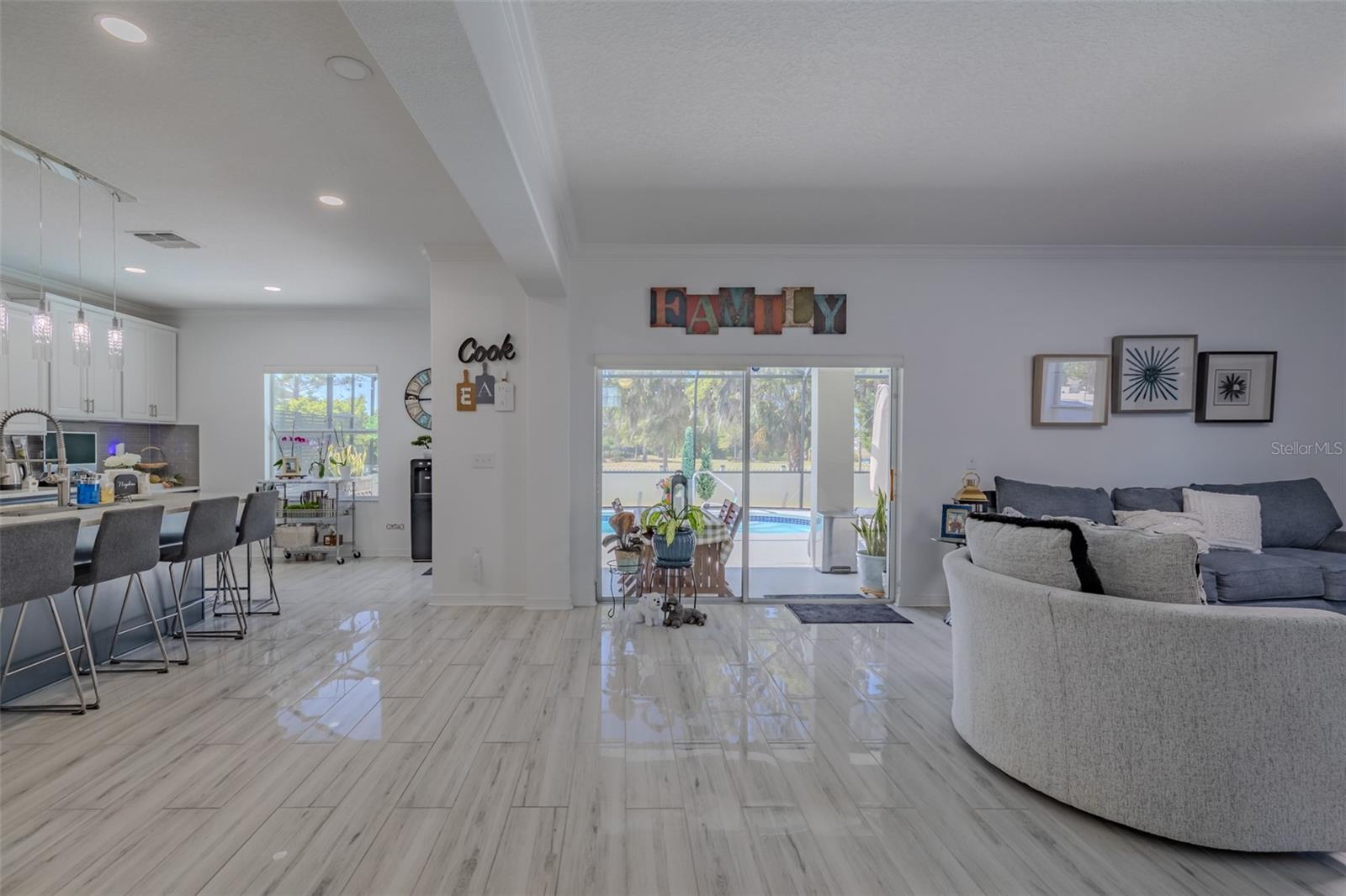 13804 Trull Way Property Photo 8