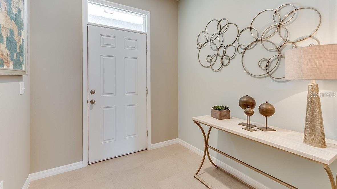 6936 Breezy Palm Dr Property Photo 7