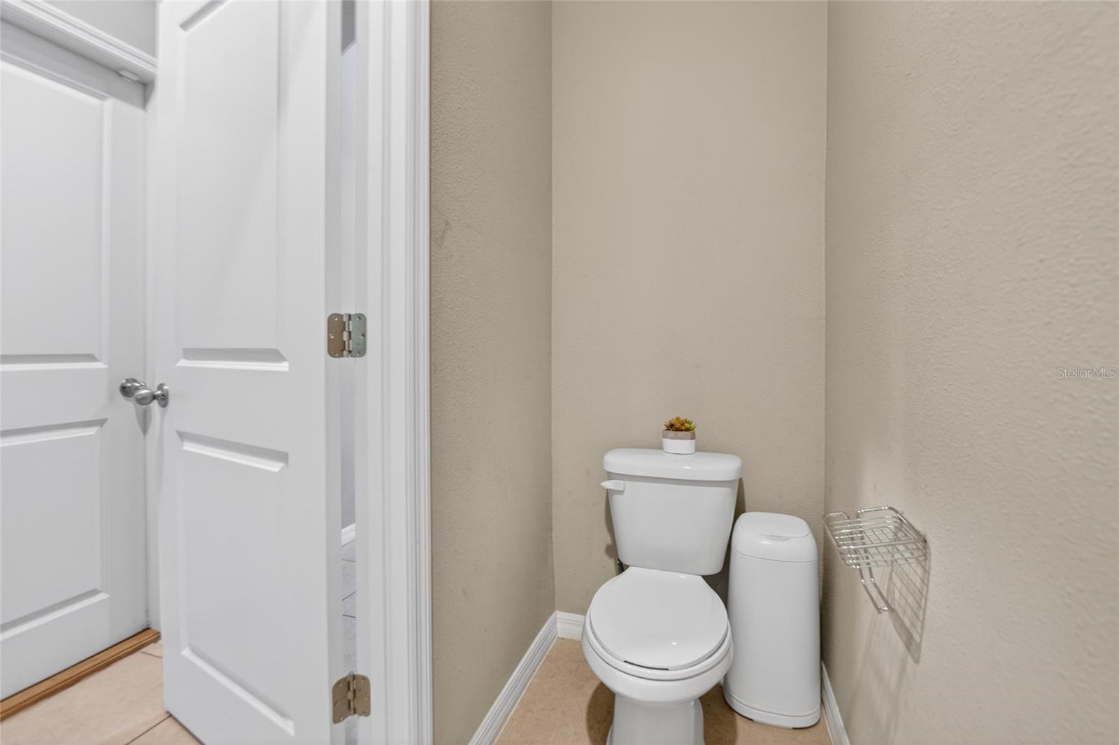 6936 Breezy Palm Dr Property Photo 11