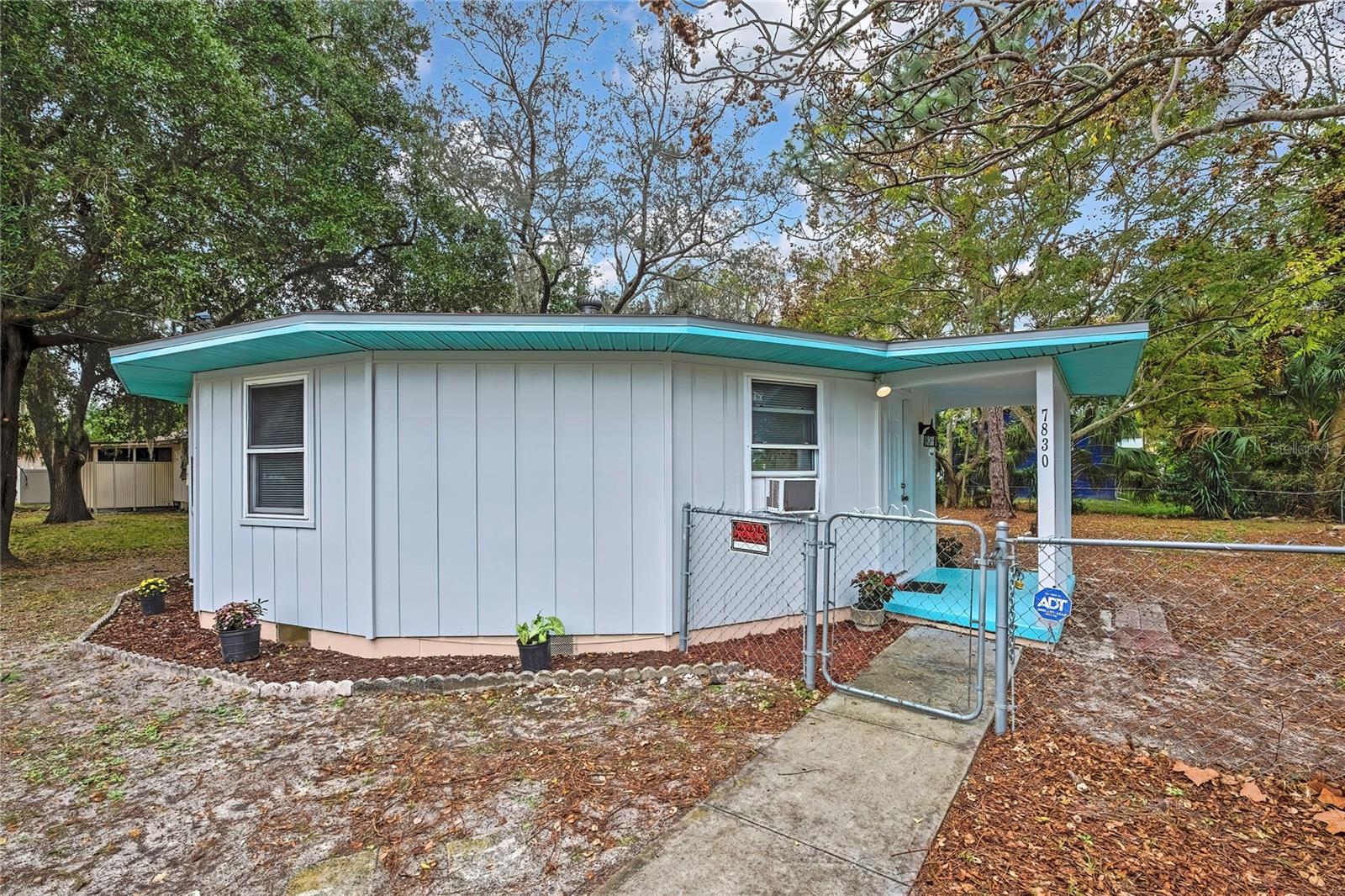 7830 Butler Ave Property Photo 1