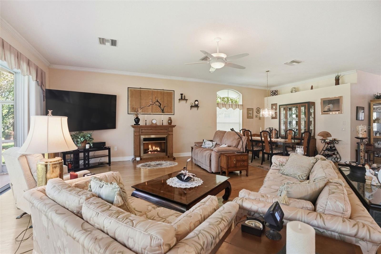 1430 Canberley Ct Property Photo 11