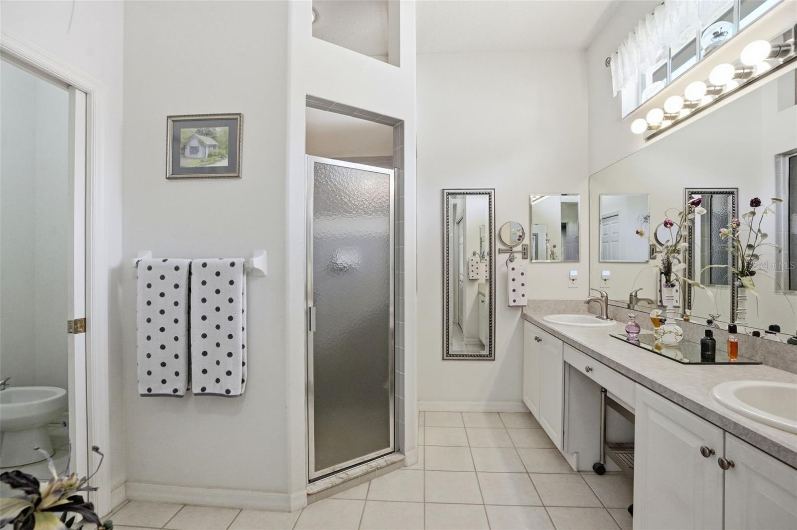 1430 Canberley Ct Property Photo 25