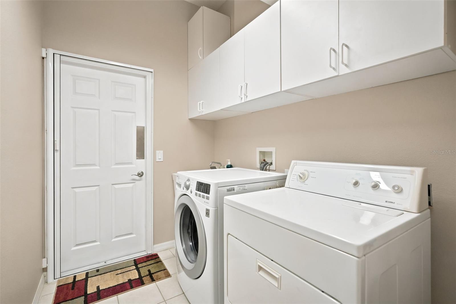 1430 Canberley Ct Property Photo 32