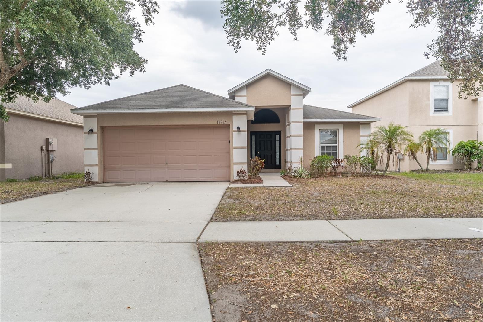10917 Banyan Wood Way Property Photo 2