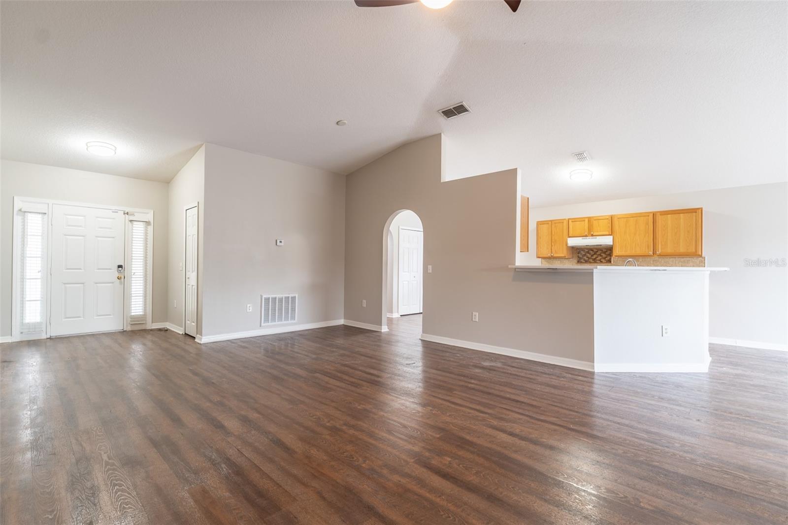 10917 Banyan Wood Way Property Photo 8
