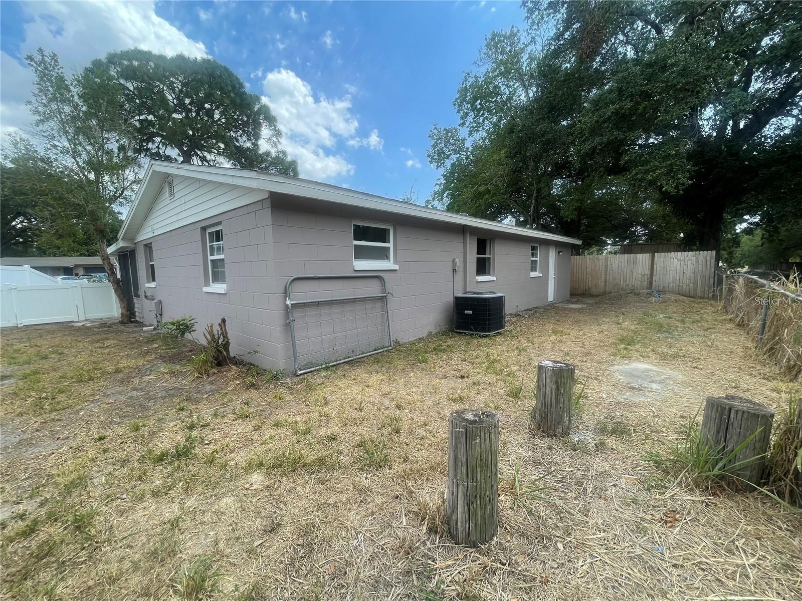 5891 93rd Ave N Property Photo 12