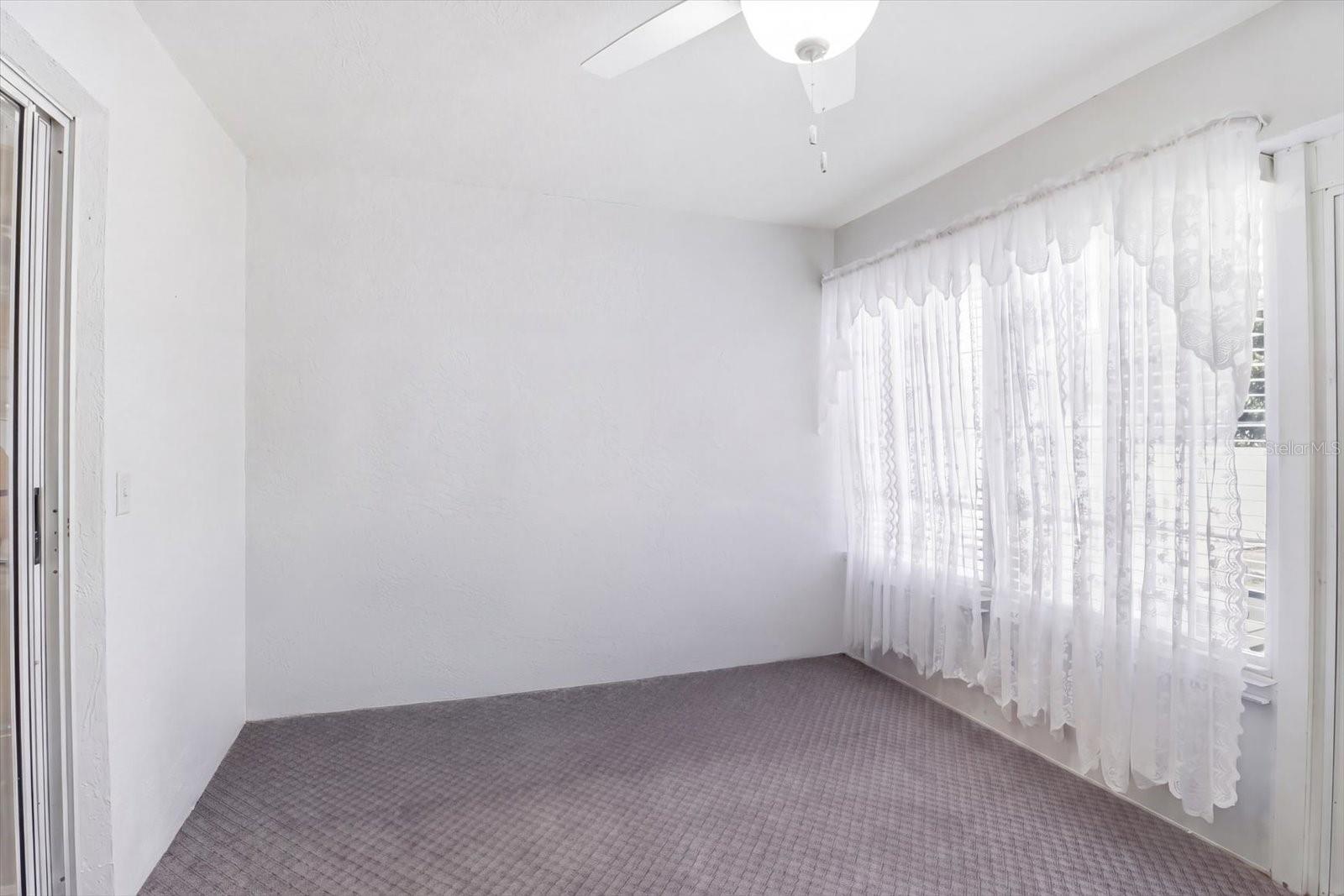 4155 N Lee St Property Photo 14