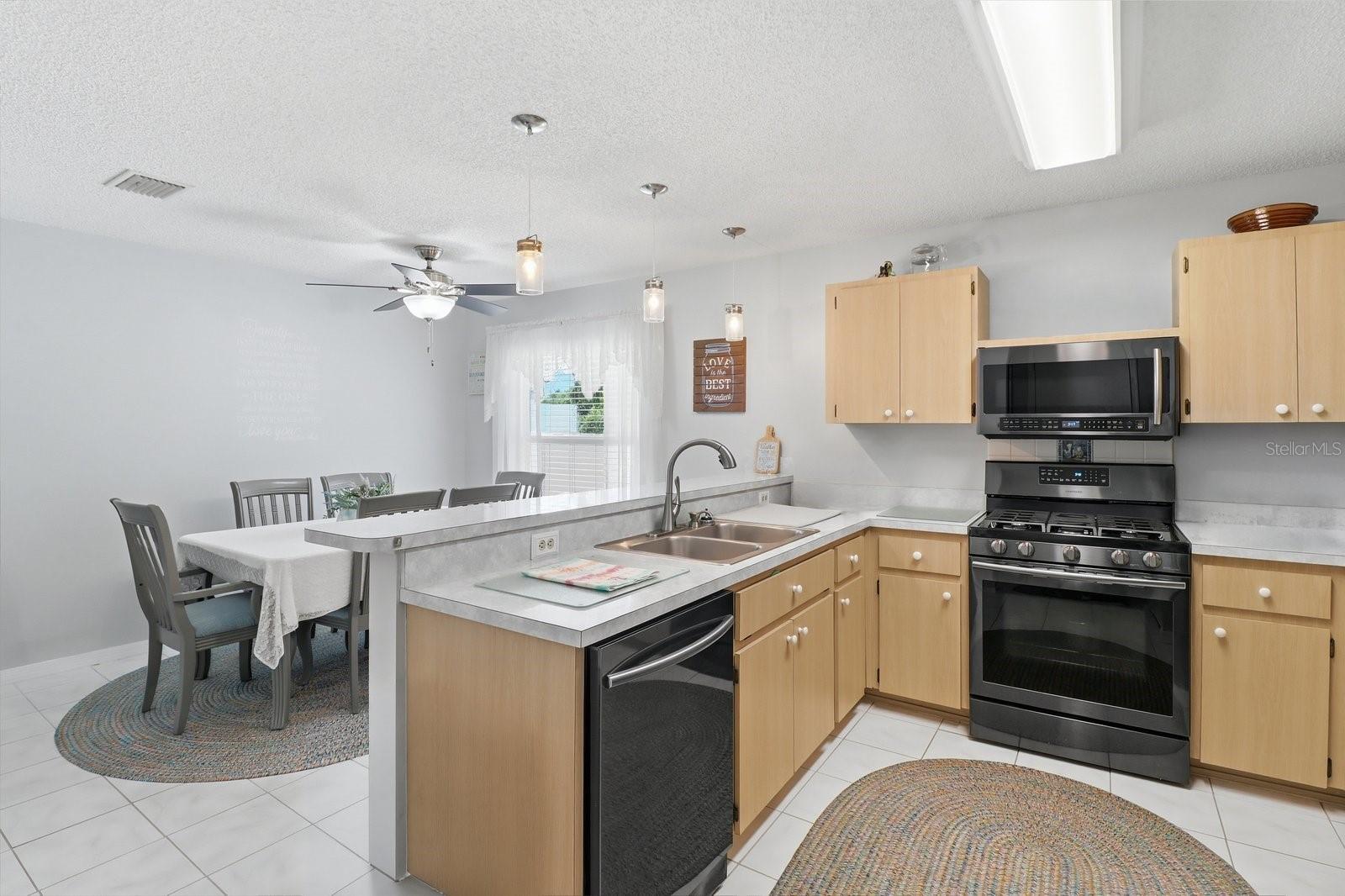 4155 N Lee St Property Photo 23