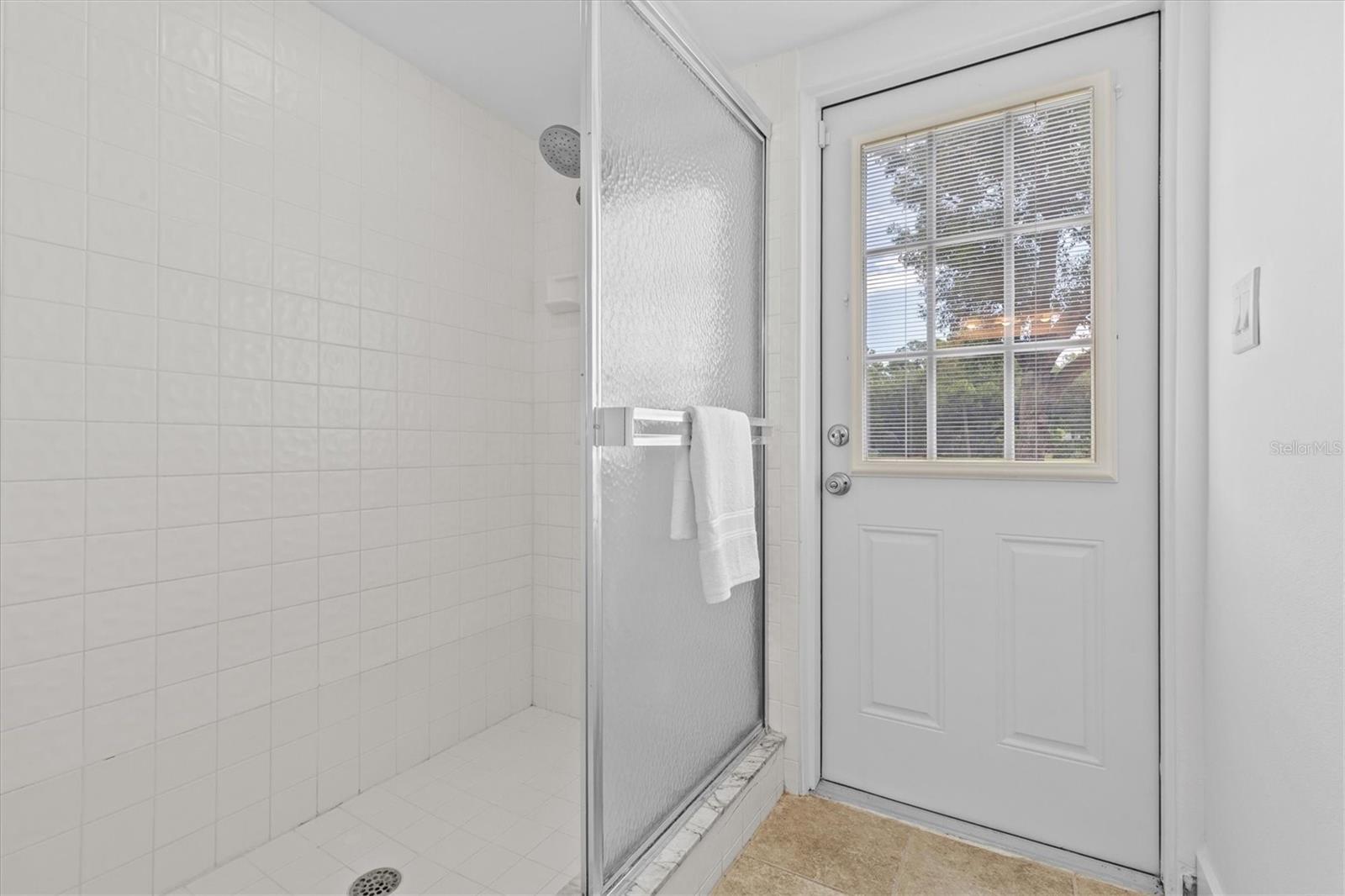 13915 Whisperwood Dr Property Photo 42