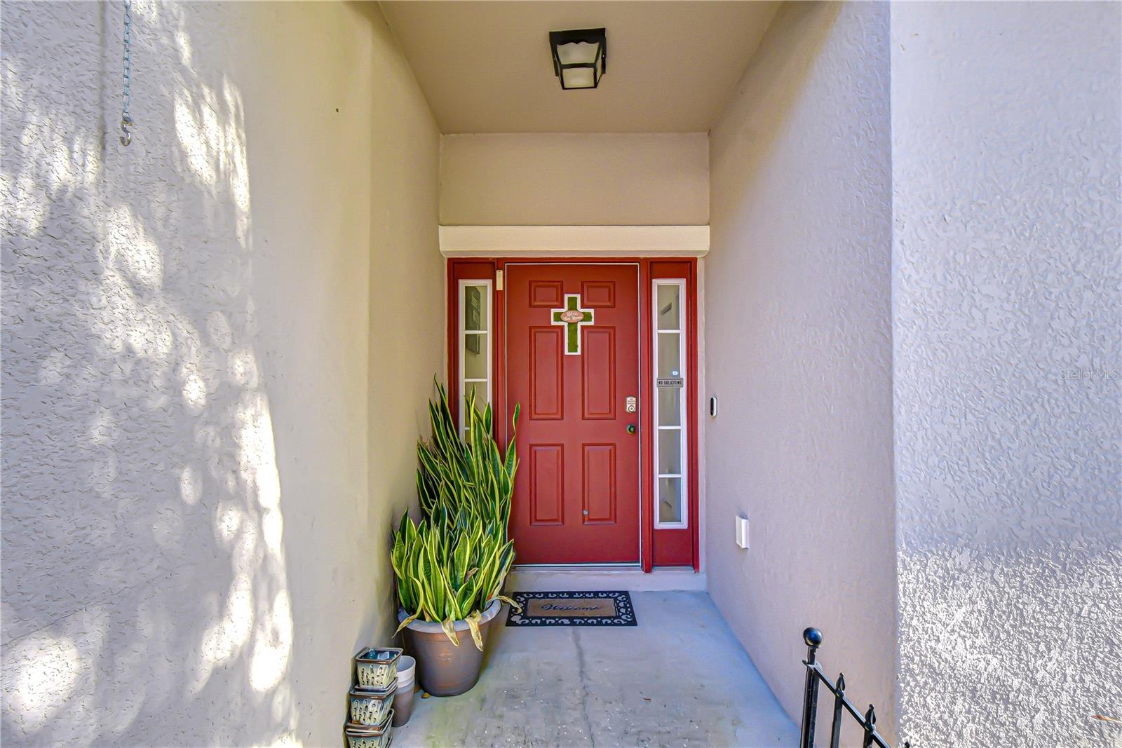 6252 Twin Bridges Dr Property Photo 3
