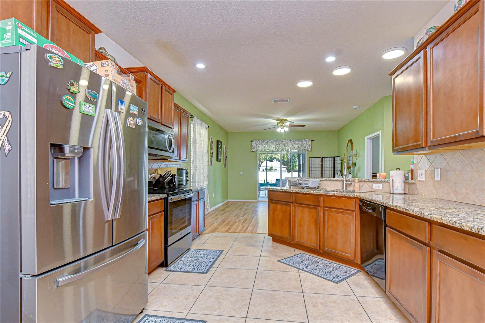6252 Twin Bridges Dr Property Photo 6