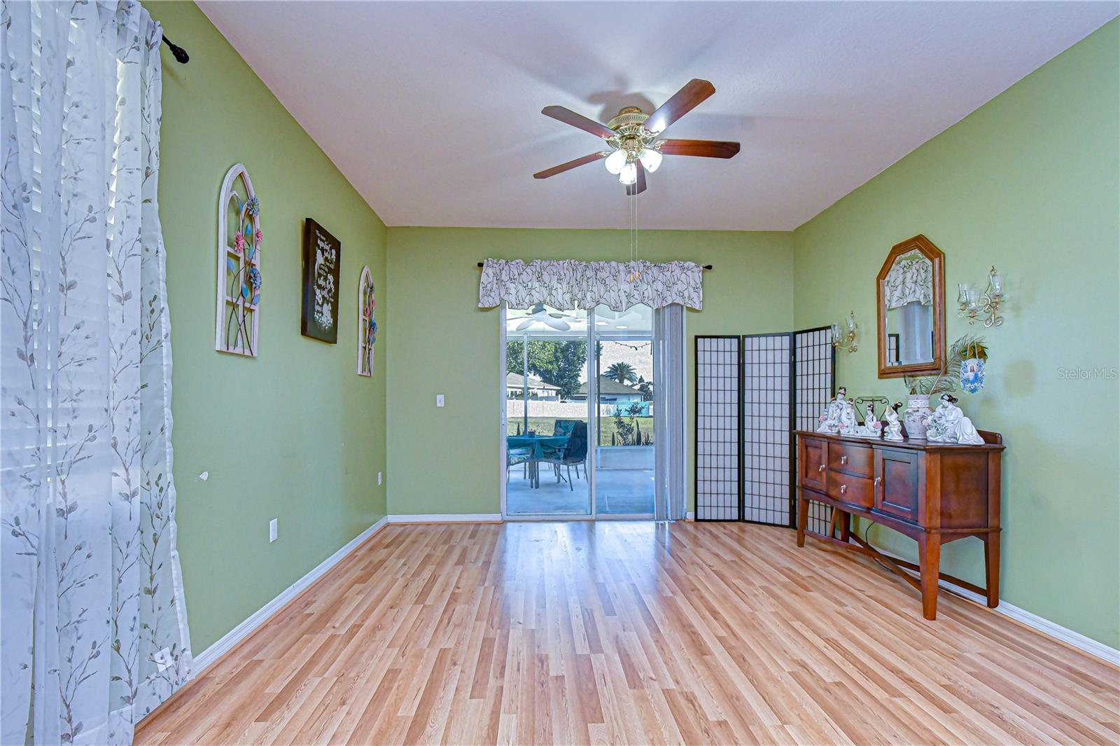 6252 Twin Bridges Dr Property Photo 10