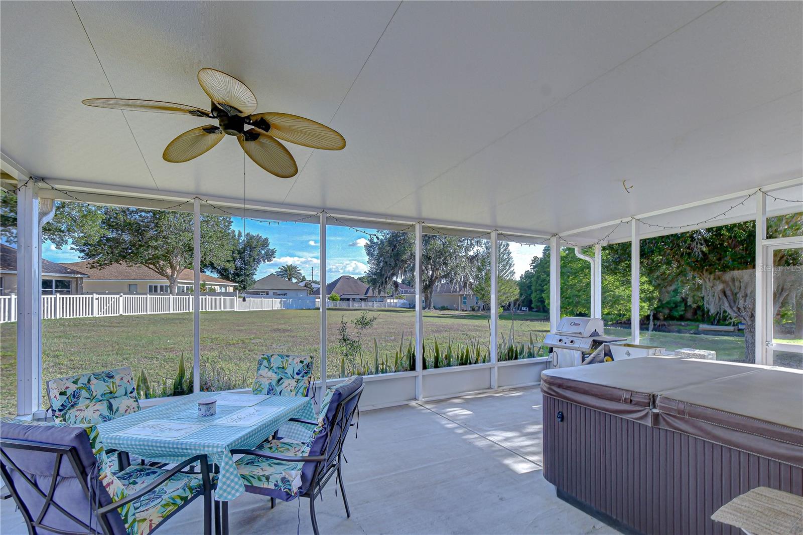 6252 Twin Bridges Dr Property Photo 27