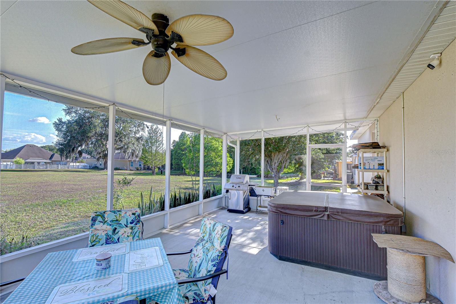6252 Twin Bridges Dr Property Photo 28
