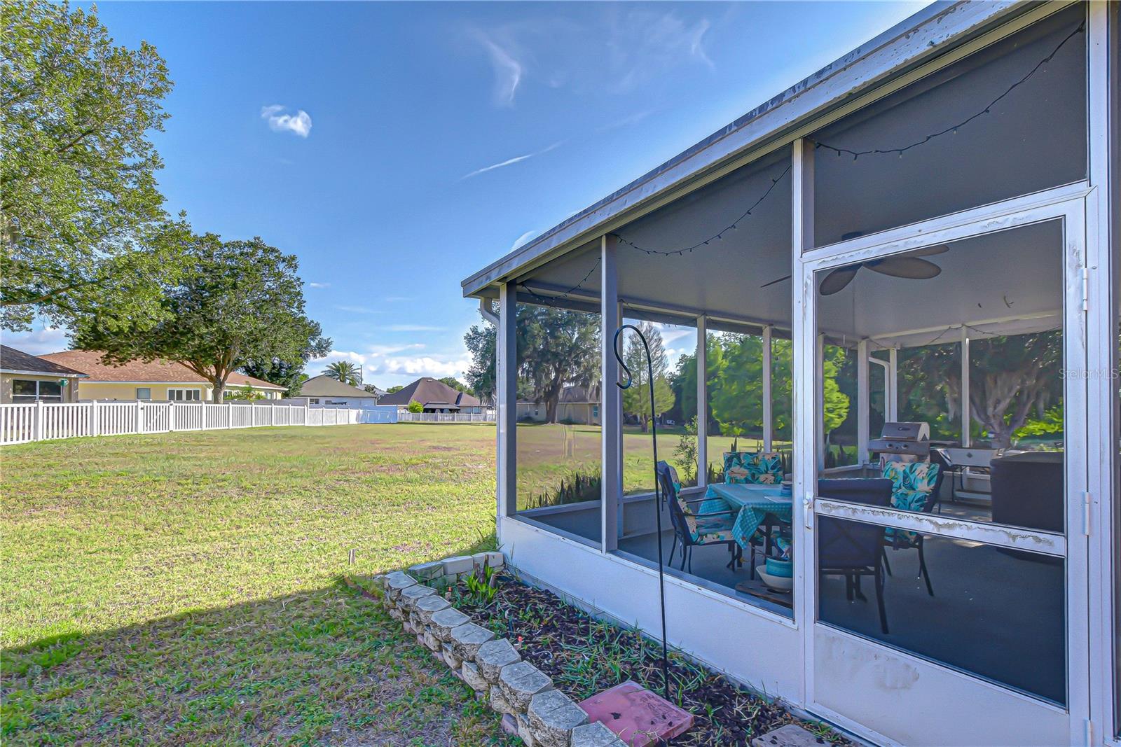 6252 Twin Bridges Dr Property Photo 30