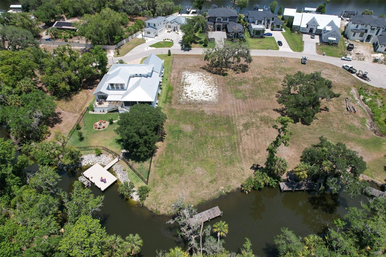 8325 Alafia Pointe Dr Property Photo 6