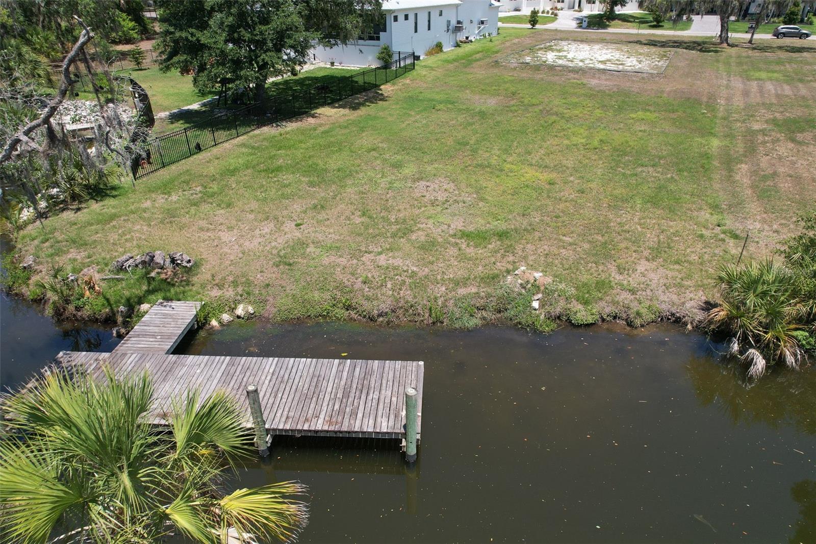 8325 Alafia Pointe Dr Property Photo 7