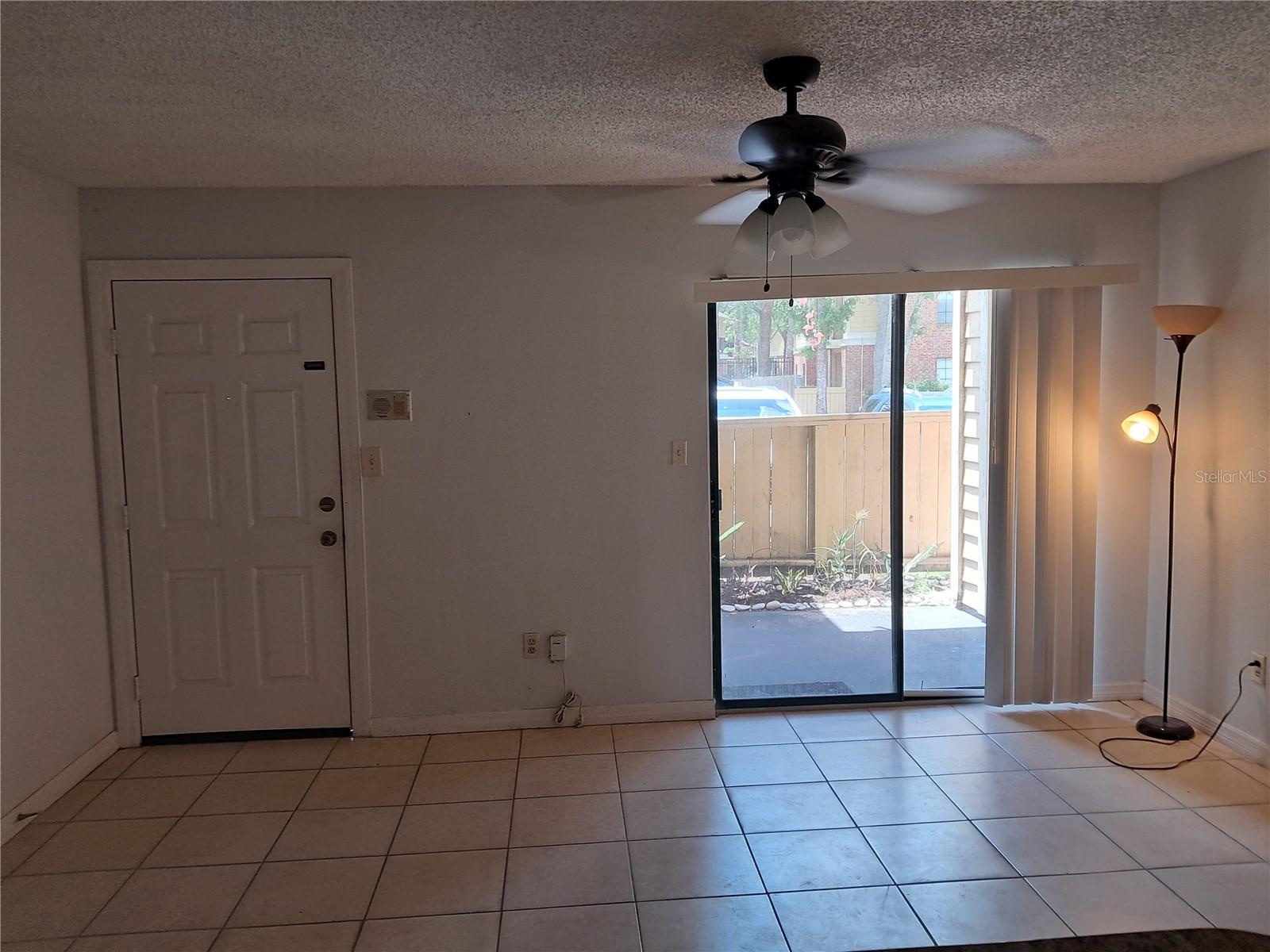 TB8507333 Property Photo 2