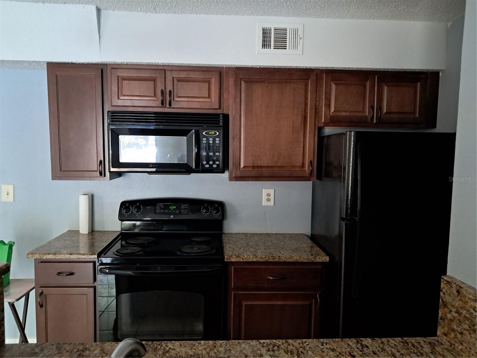TB8507333 Property Photo 4