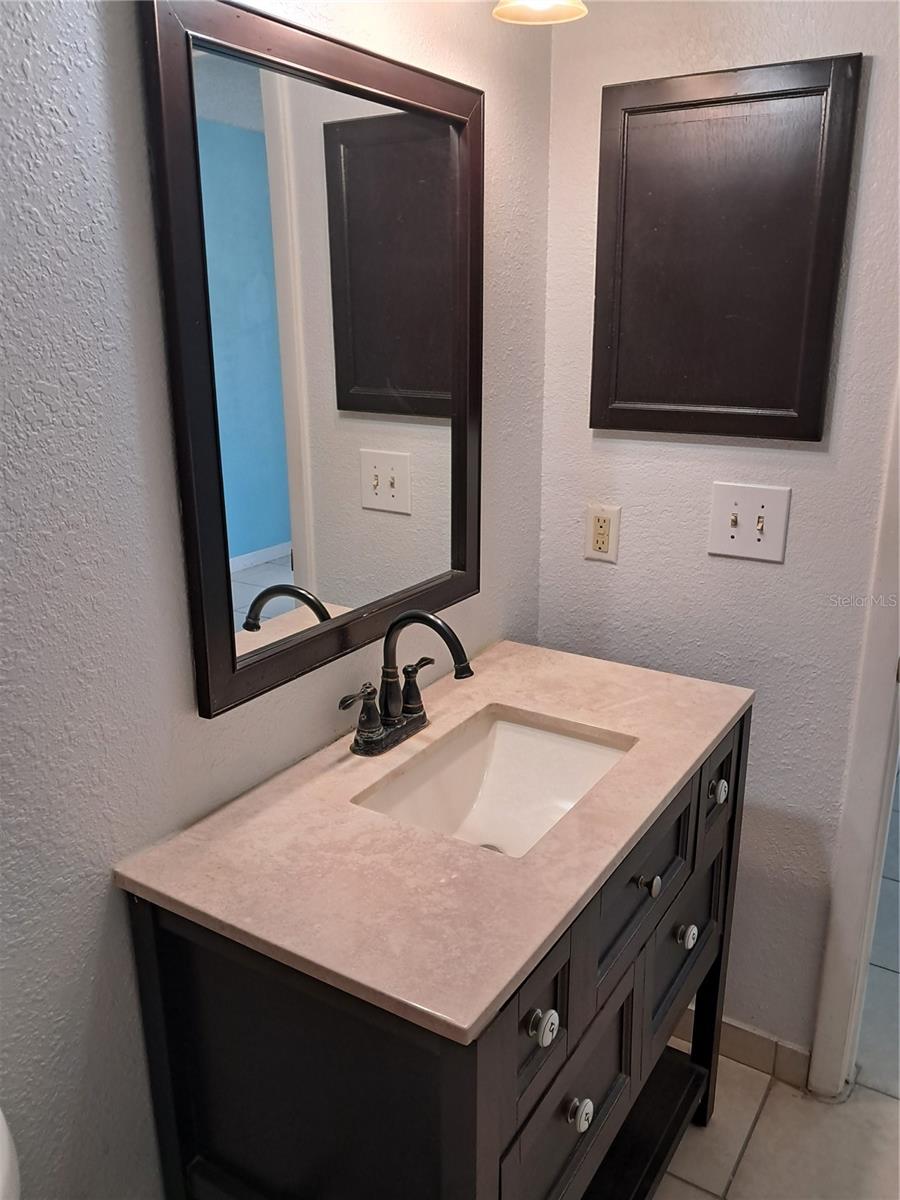 TB8507333 Property Photo 10