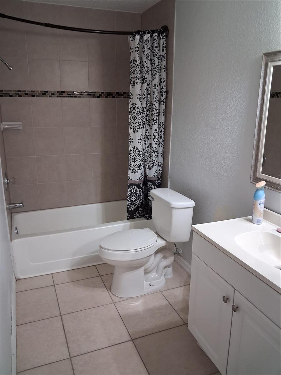 TB8507333 Property Photo 22