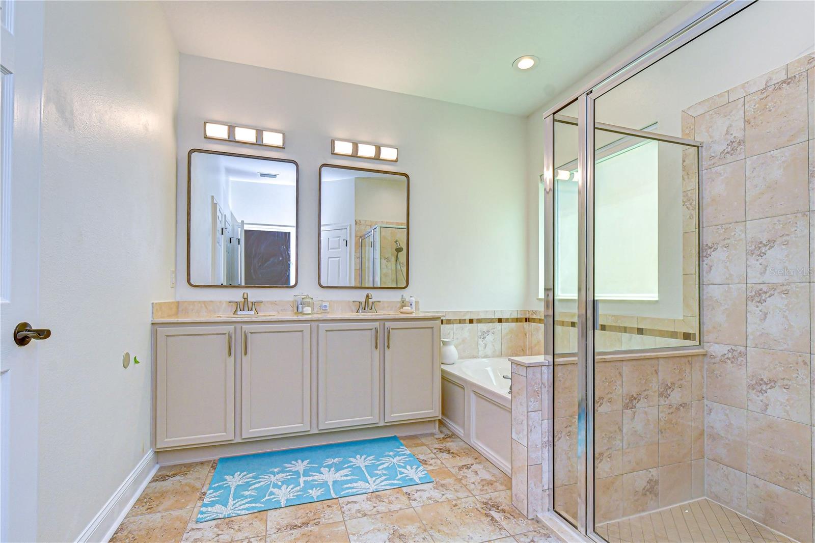 5301 Match Point Pl Property Photo 18