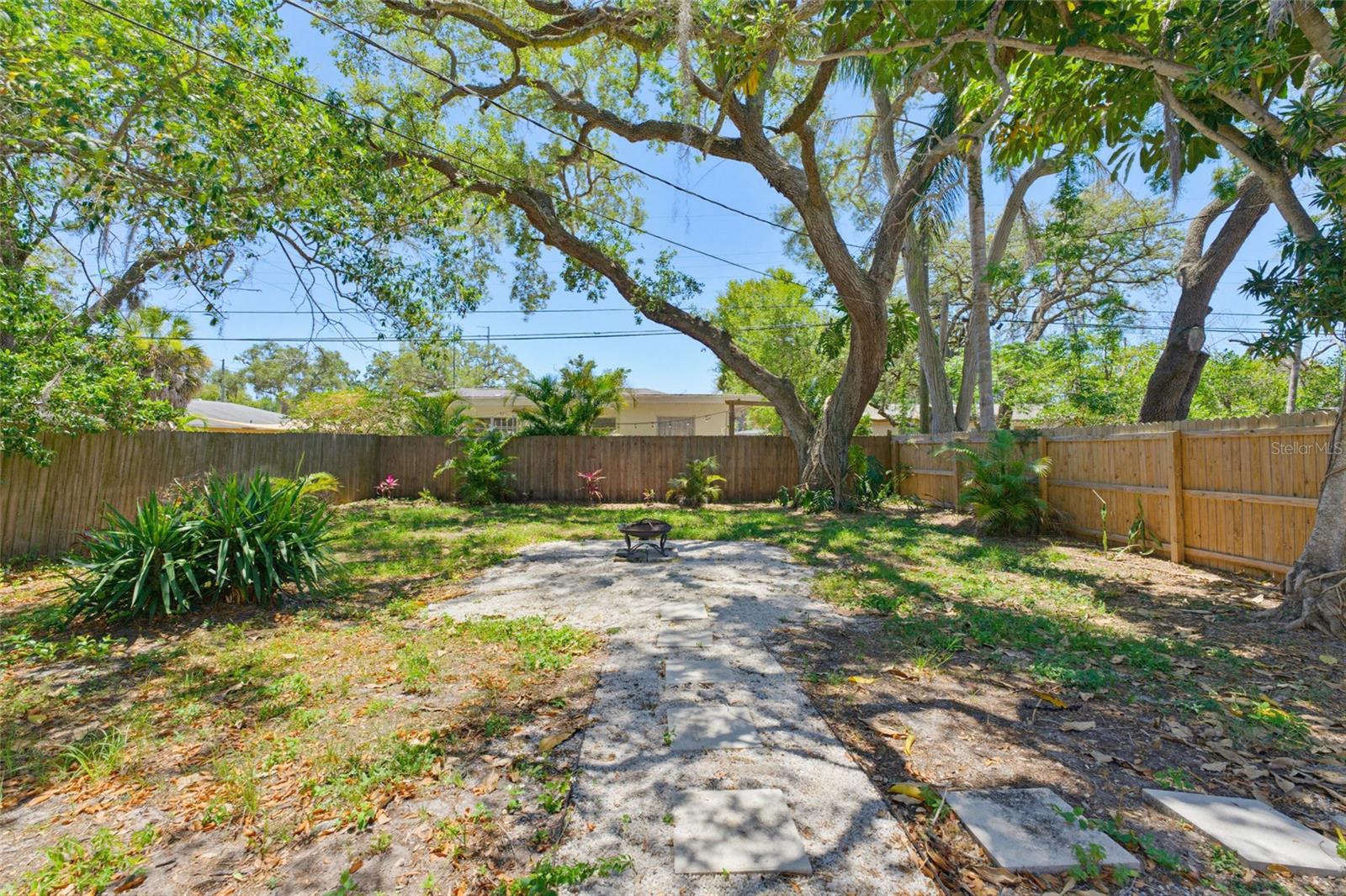 1275 Palm St Property Photo 29