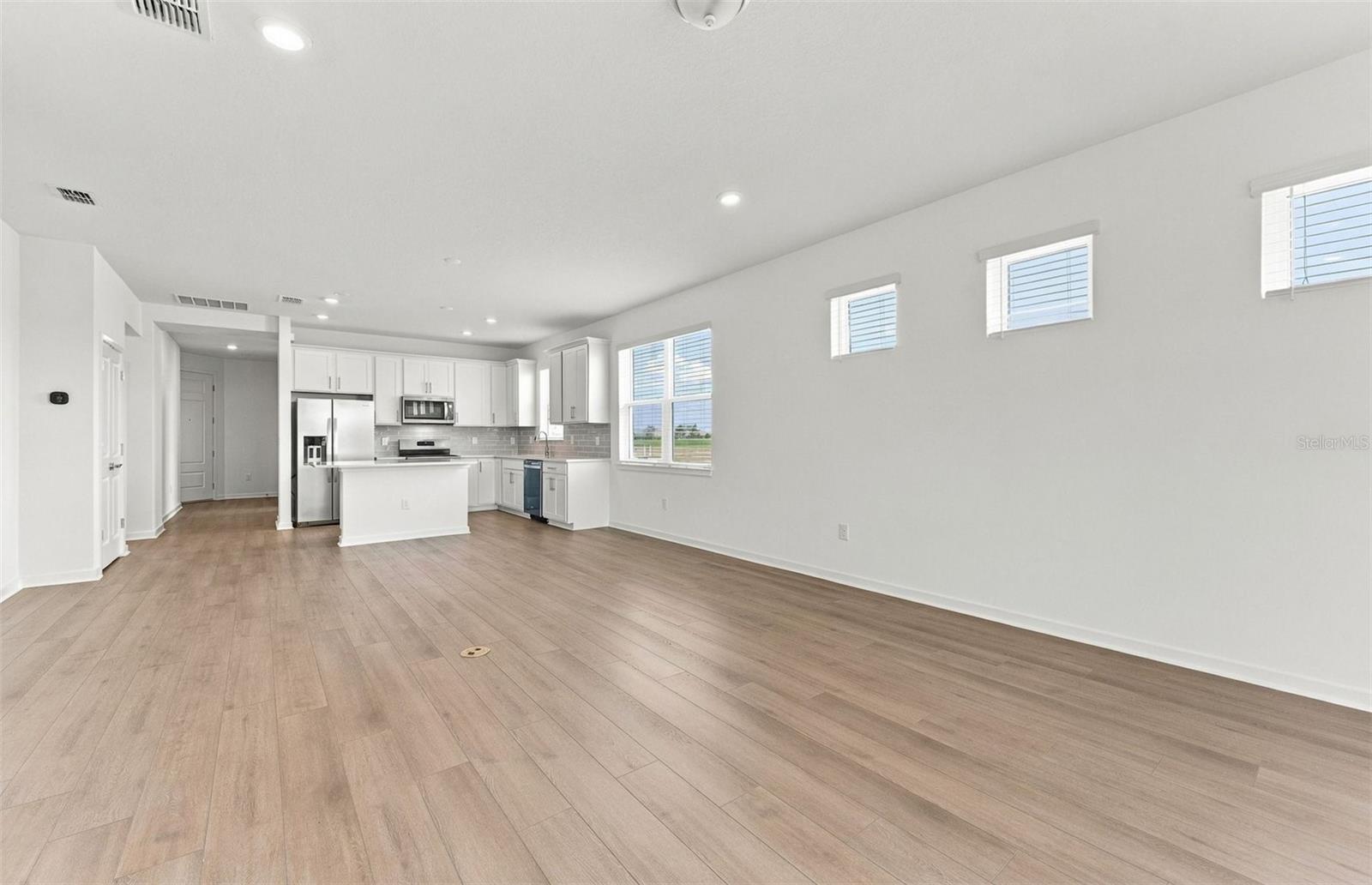 12506 Adobe St Property Photo 7