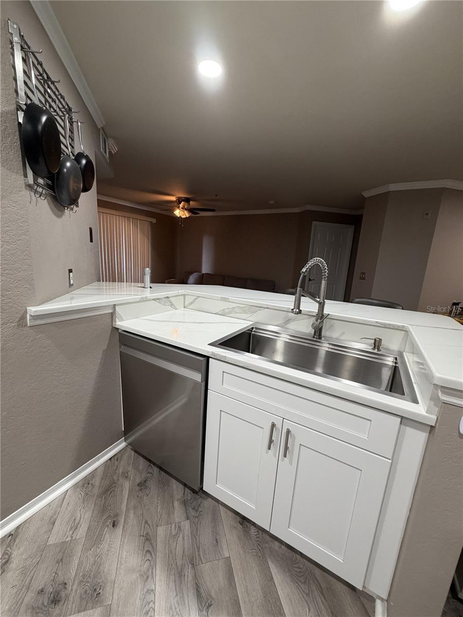 18101 Peregrines Perch Pl #4201 Property Photo 5