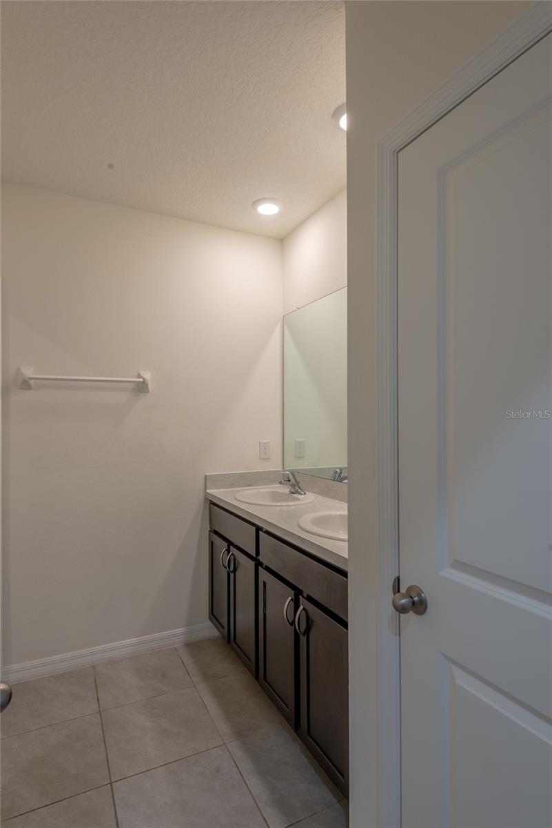 15596 Black Pepper Ln Property Photo 2