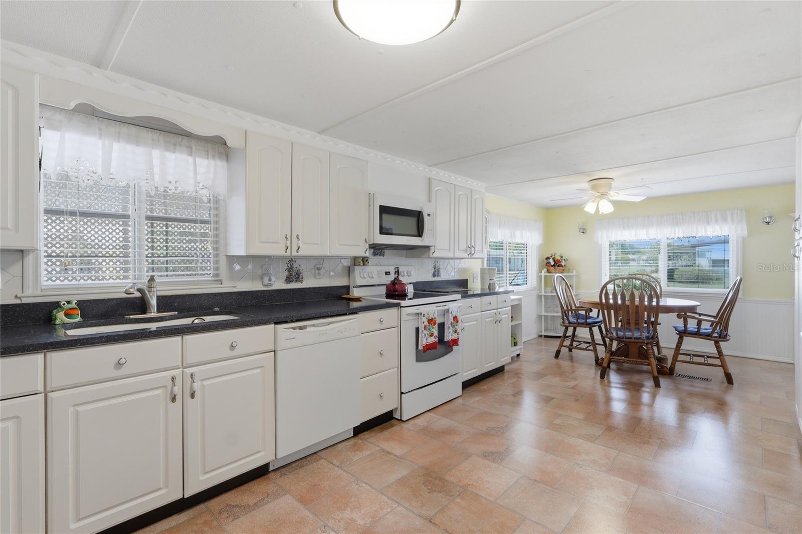 5244 Mohawk St Property Photo 14