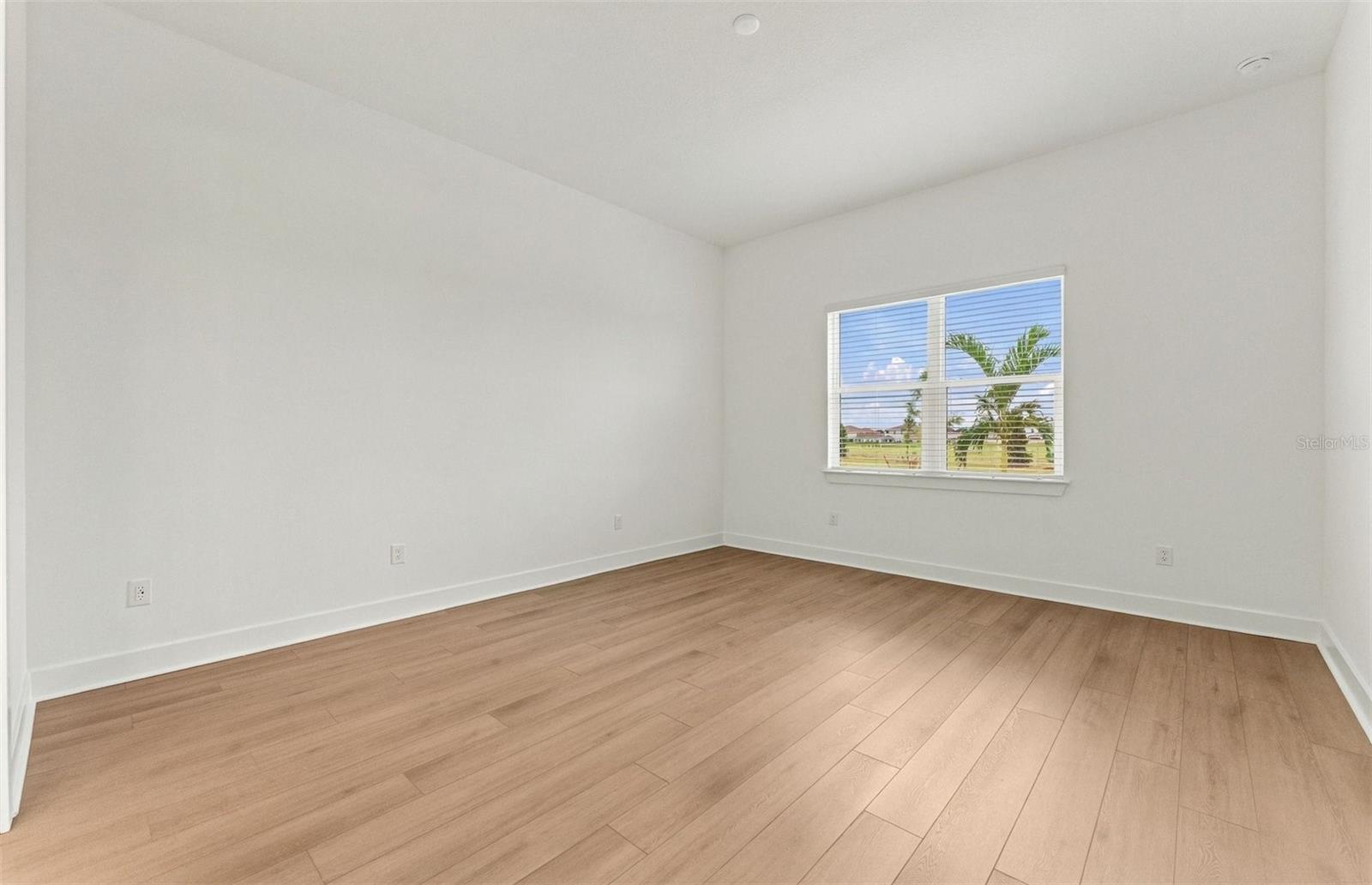 11320 Clay Ave Property Photo 7