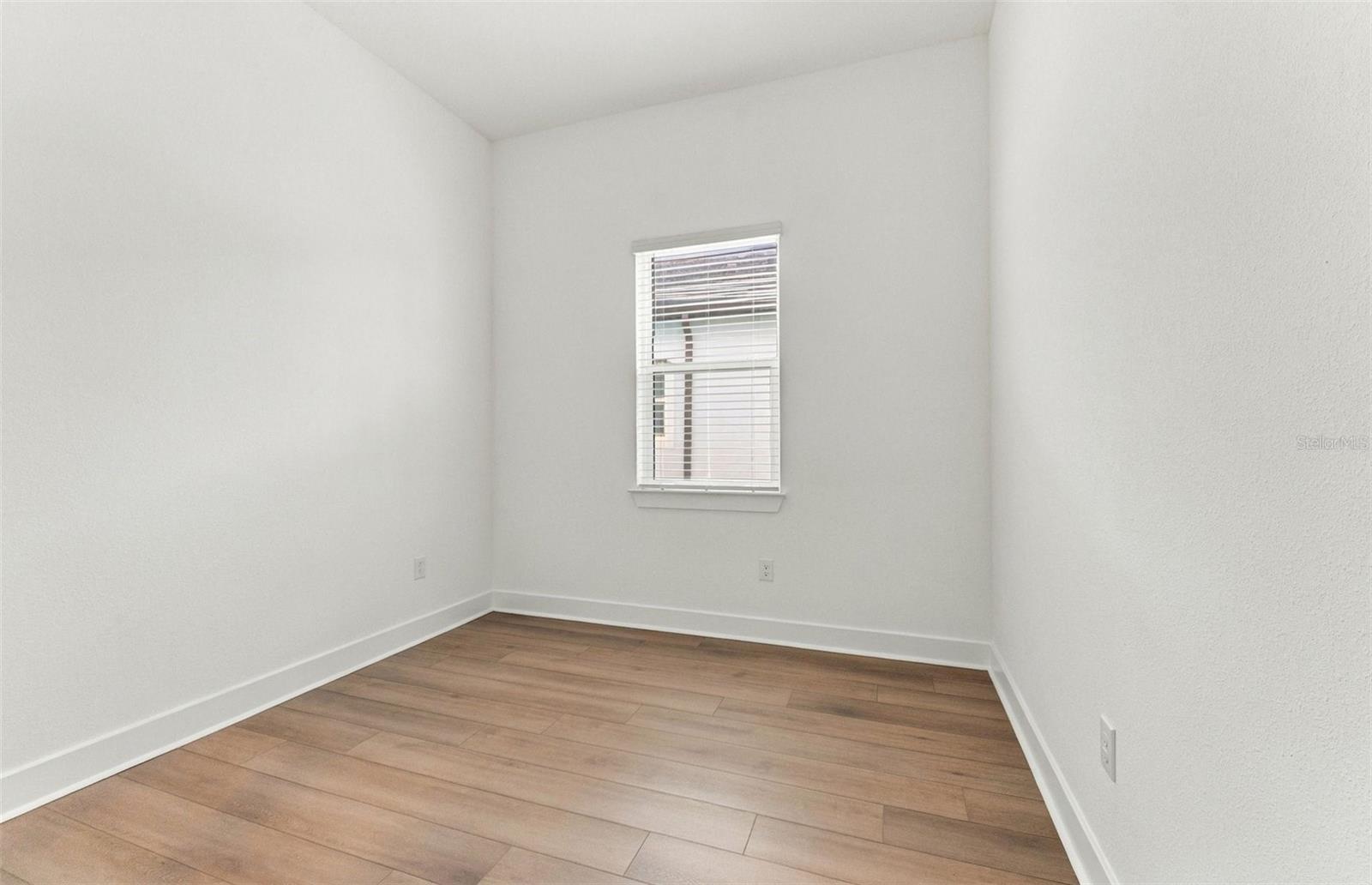 11320 Clay Ave Property Photo 13
