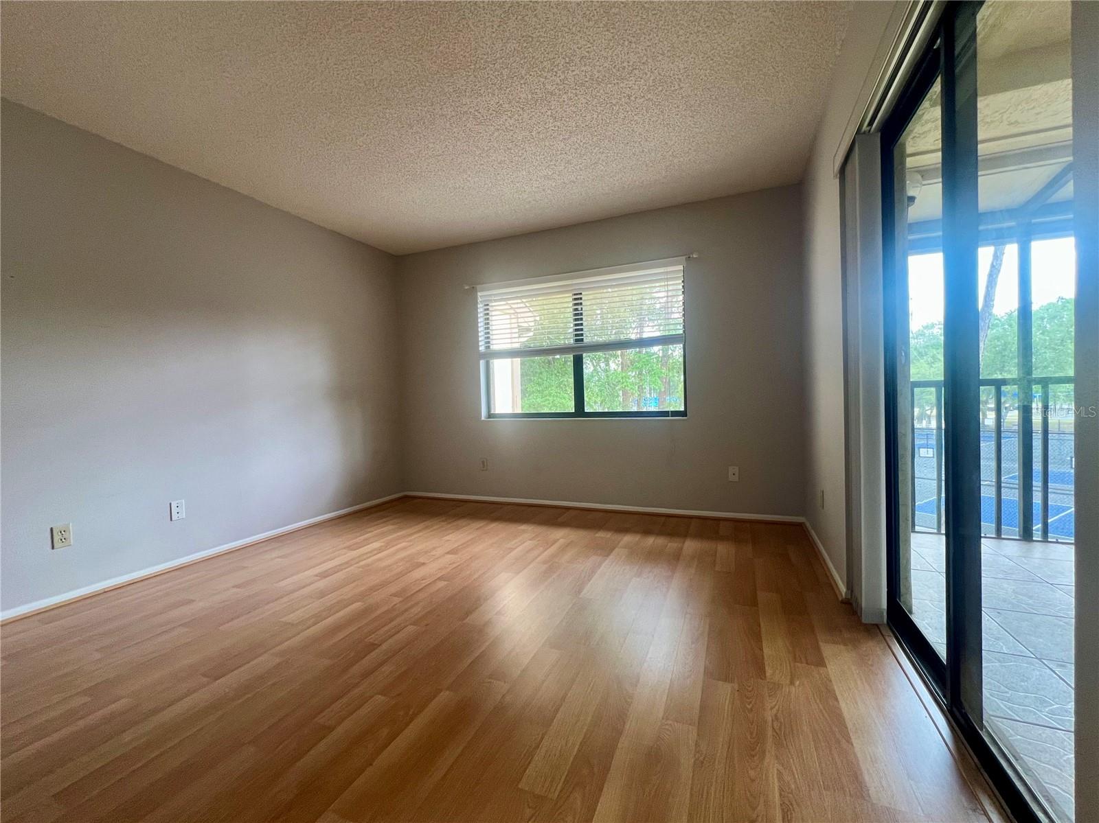 142 Woodlake Wynde #48 Property Photo 14