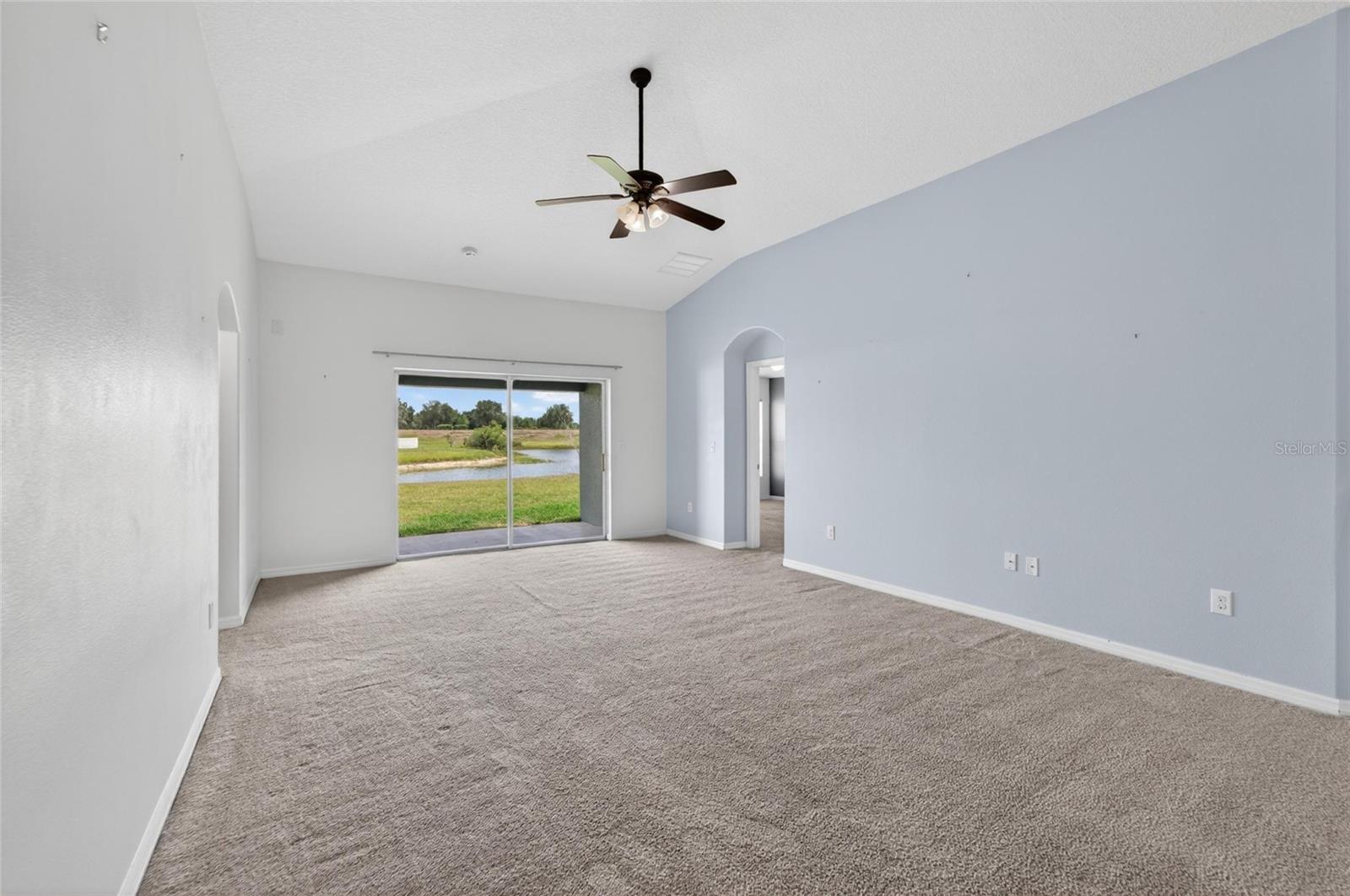 13128 Royal Pines Ave Property Photo 7