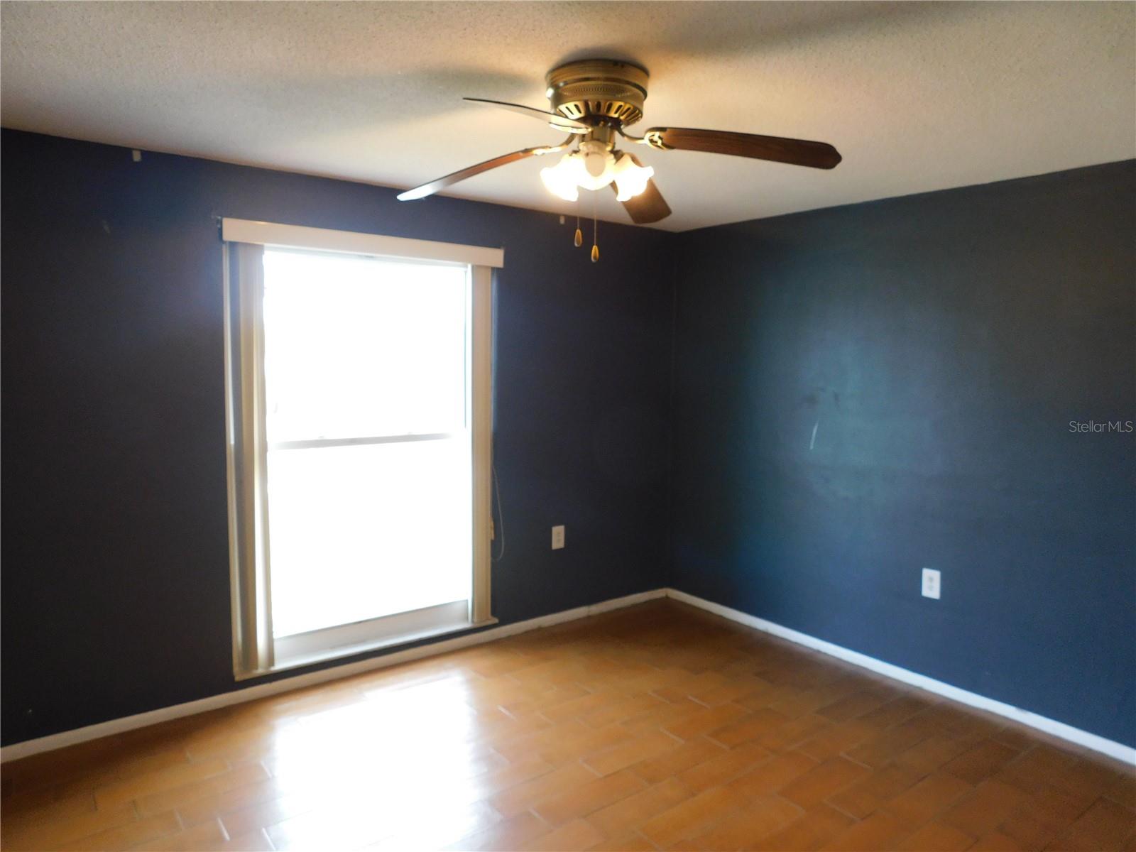 3220 Coldwell Dr Property Photo 5